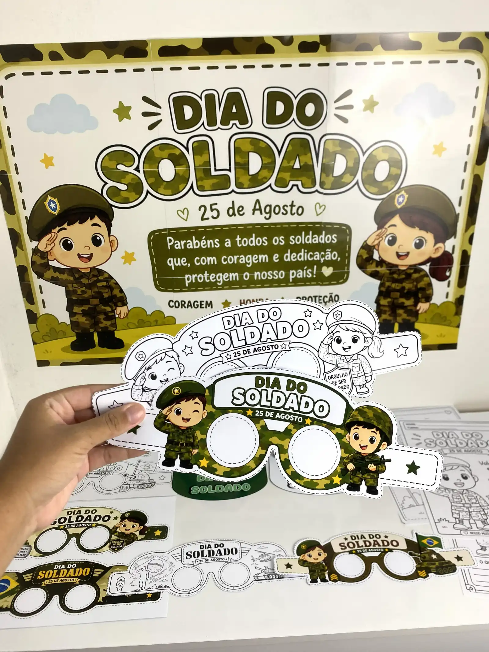 Kit Dia do Soldado – Material Pedagógico — amostra 3: Um kit completo, lúdico e educativo para celebrar o Dia do Soldado —… Kit Dia do Soldado – Material Pedagógico — amostra 3: Um kit completo, lúdico e educativo para celebrar o Dia do Soldado —…