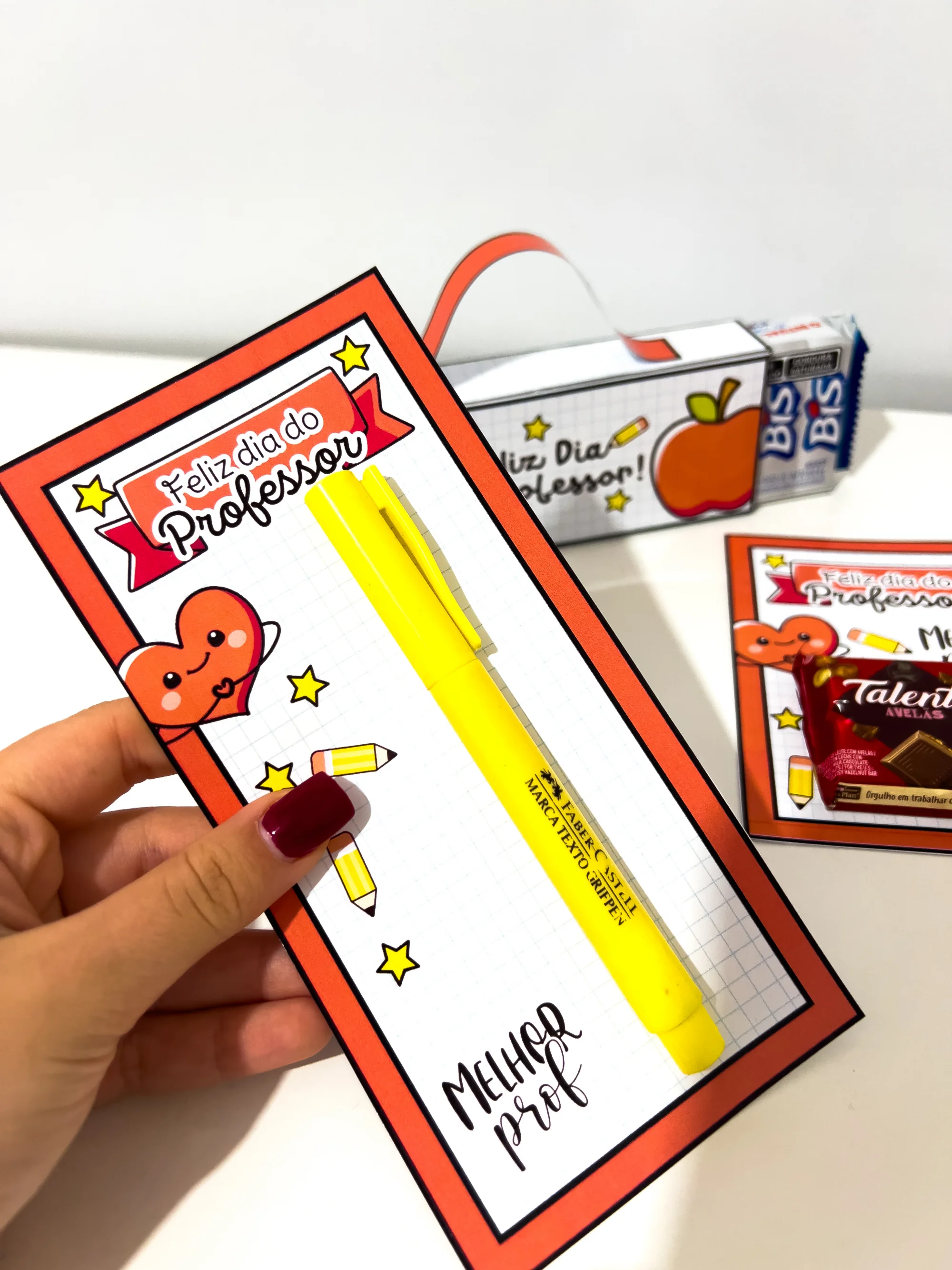 Kit Dia dos Professores – 3 Lembrancinhas para Homenagear Professores — amostra 5: Uma homenagem especial para demonstrar…