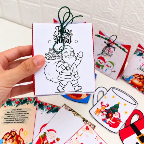 Kit Digital Natal 5 Sacolinhas, 5 Canecas e 4 Cartões — amostra 6: Uma caixinha especial com mensagens de carinho, cuidado… Kit Digital Natal 5 Sacolinhas, 5 Canecas e 4 Cartões — amostra 6: Uma caixinha especial com mensagens de carinho, cuidado…