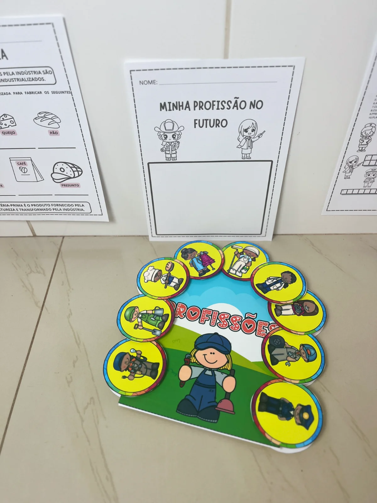 Kit do Trabalhador - Dia do Trabalho – Material Pedagógico — amostra 3: Kit do Trabalhador – O que vem incluso