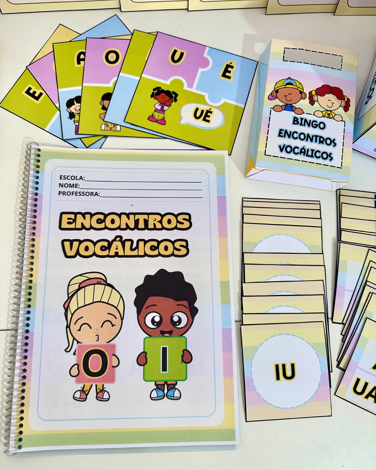 Kit “Encontros Vocálicos” – PDF para Imprimir — amostra 6: Material em PDF pronto para impressão, contendo recursos lúdicos…