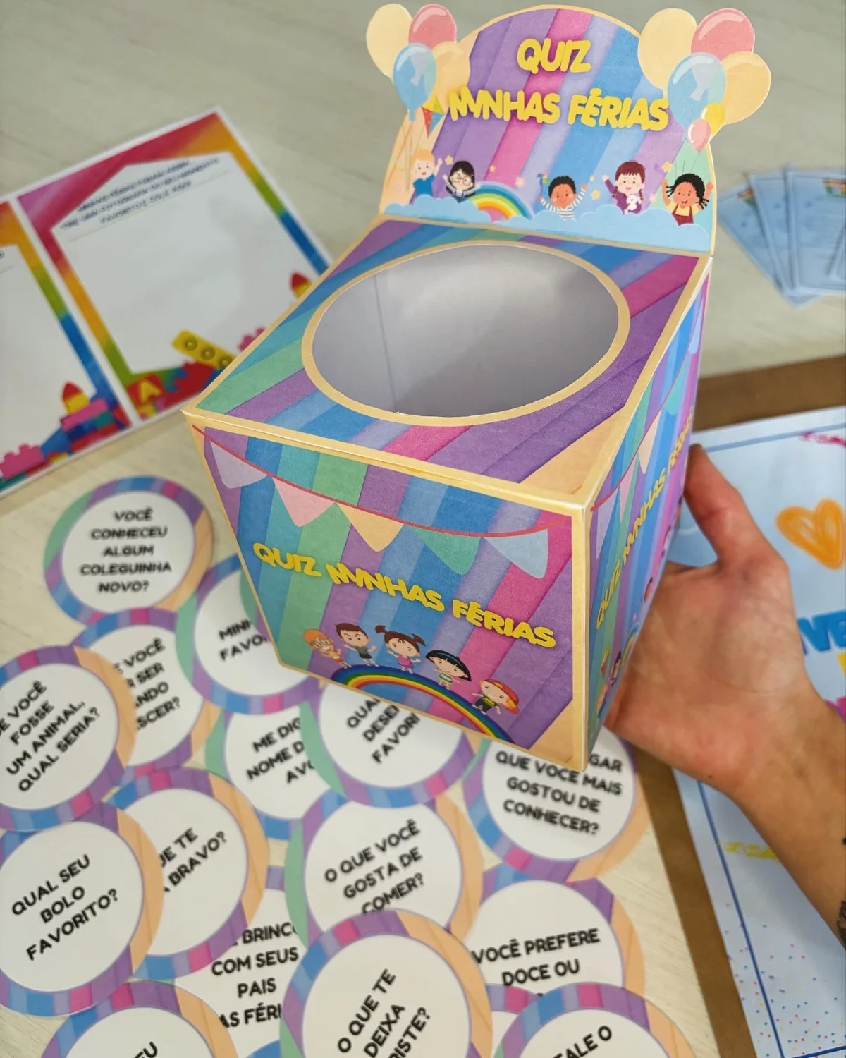 Kit Férias ✨🌈 — amostra 1: O kit férias acompanha atividades para o durante e o pós férias