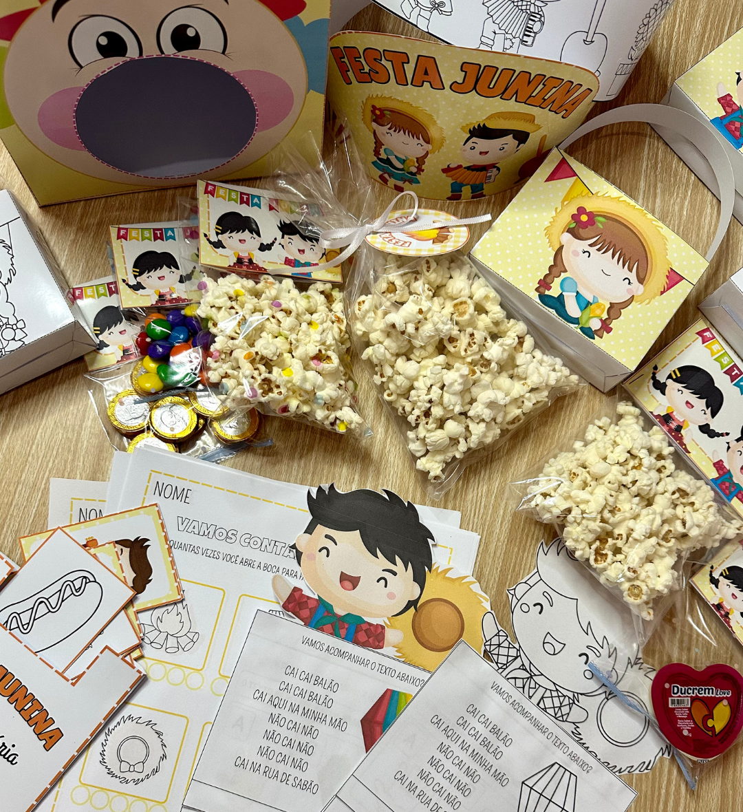 Kit Festa Junina: 60 Páginas com Decoração, Jogos e Atividades — capa do material