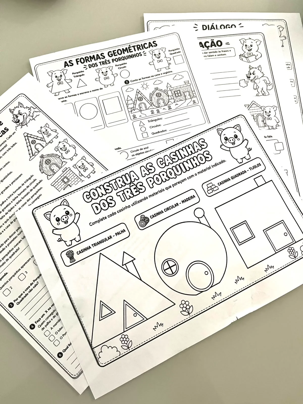 KIT História e atividades Os três porquinhos e as formas geométricas — amostra 4: Releitura de Os Três Porquinhos com…