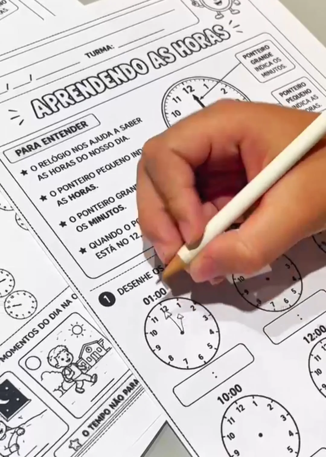 Kit hora certa MATEMÁTICA seus alunos aprendem de forma prática — amostra 2: SEUS ALUNOS AINDA CONFUNDEM AS HORAS NO RELÓGIO