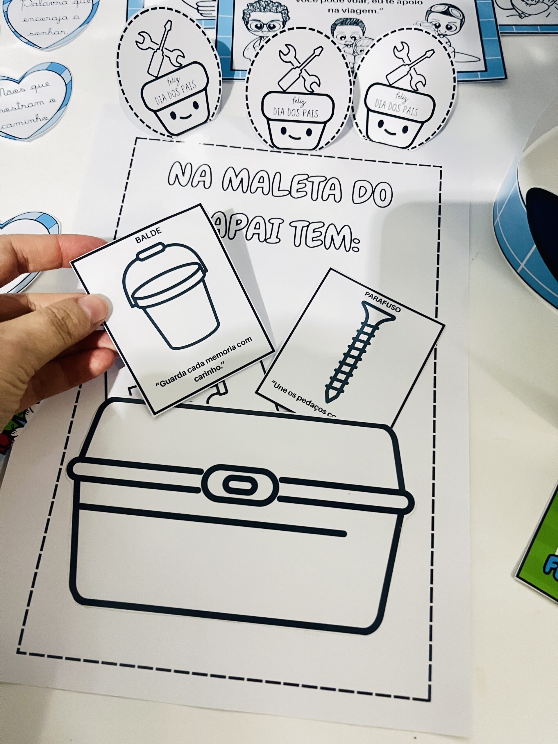 Kit interativo - dia dos pais – Material Pedagógico — amostra 1: Sobre o KIT INTERATIVO- DIA DOS PAIS