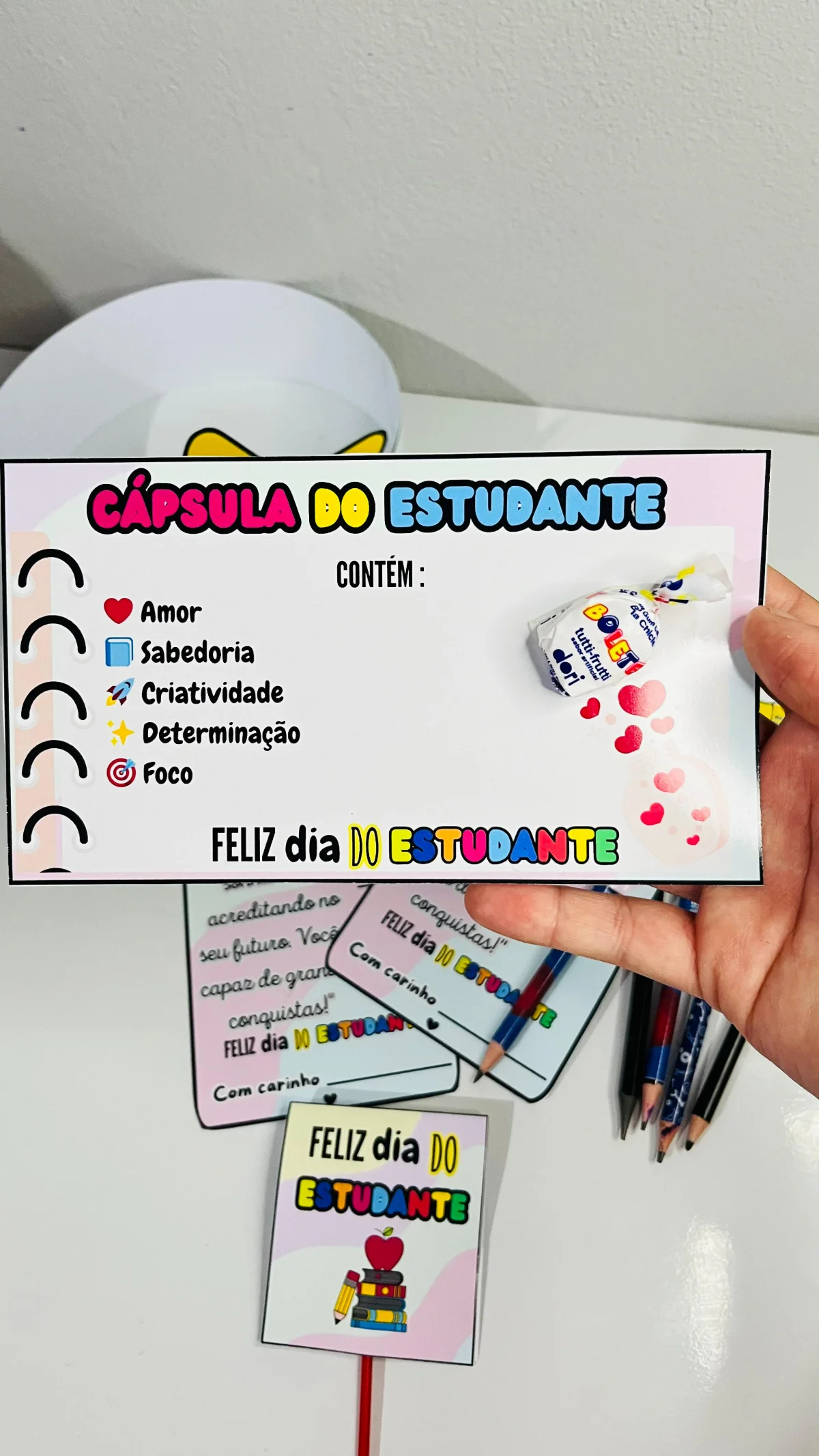 Kit Lembrancinha Dia do Estudante para Revenda — amostra 5: Surpreenda seus alunos no Dia do Estudante com uma lembrancinha…