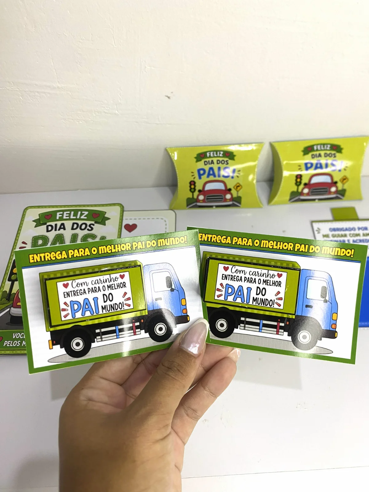 Kit Lembrancinhas Dia dos Pais – PDF para Imprimir | Educação Infantil — amostra 4: Celebre o Dia dos Pais com um kit de… Kit Lembrancinhas Dia dos Pais – PDF para Imprimir | Educação Infantil — amostra 4: Celebre o Dia dos Pais com um kit de…