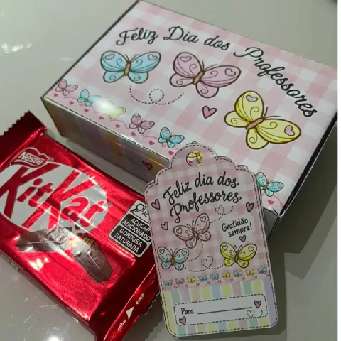 Kit Lembrancinhas Dia dos Professores – Caixinhas e Tags — amostra 2: Kit para o Dia dos Professores com caixinhas, tags e… Kit Lembrancinhas Dia dos Professores – Caixinhas e Tags — amostra 2: Kit para o Dia dos Professores com caixinhas, tags e…