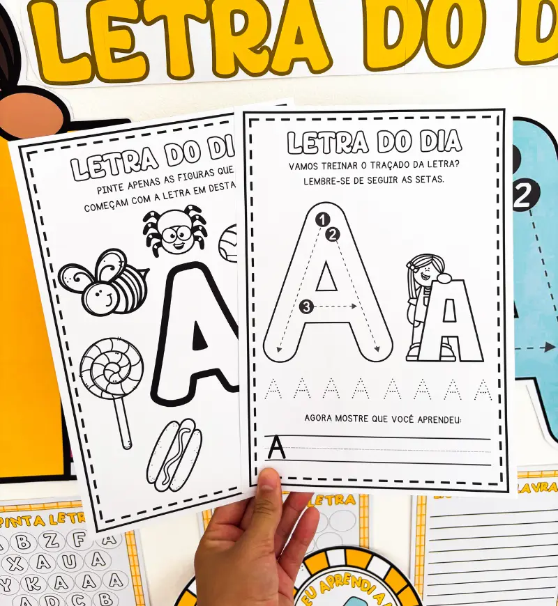 Kit Letra A em PDF: recursos lúdicos para alfabetização — amostra 5: Apresente a letra A com poemas, imagens, traçado e…