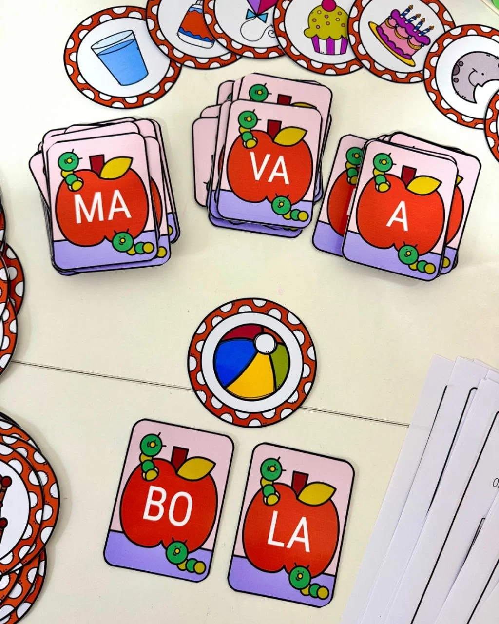 Kit Maçã das Sílabas - Educação infantil — amostra 1: Para trabalhar leitura de sílabas e escrita de palavras com crianças…