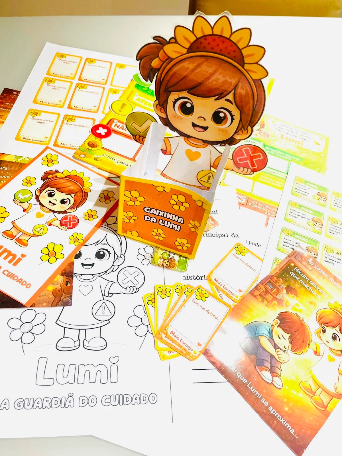 Kit Maio Laranja: Proteção para Crianças e Adolescentes — amostra 1: Aborde a proteção infantil de maneira lúdica e… Kit Maio Laranja: Proteção para Crianças e Adolescentes — amostra 1: Aborde a proteção infantil de maneira lúdica e…
