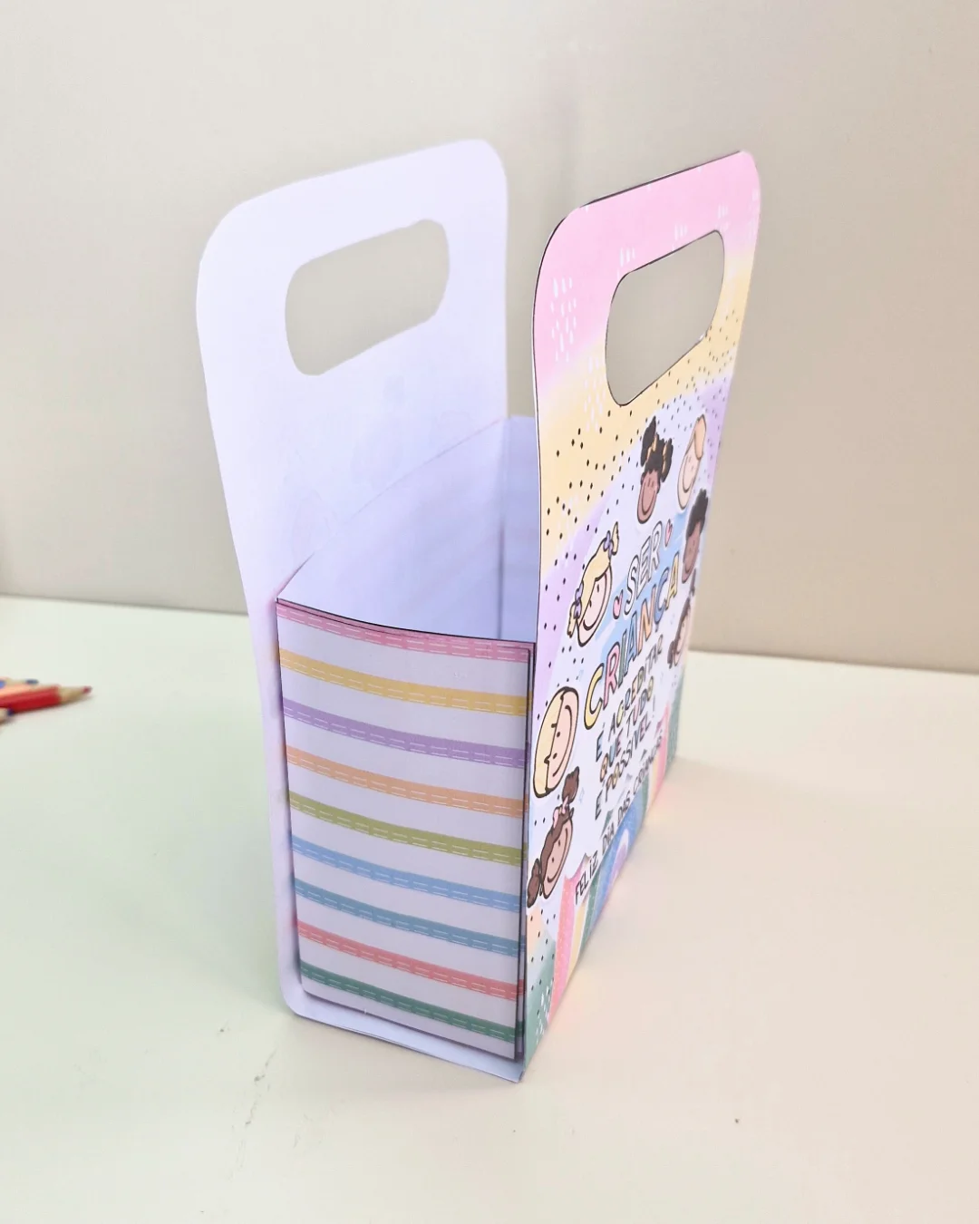 Kit Maleta + Viseira Dia das Crianças – Lembrancinha para Imprimir e — amostra 5: Uma lembrancinha especial para presentear…