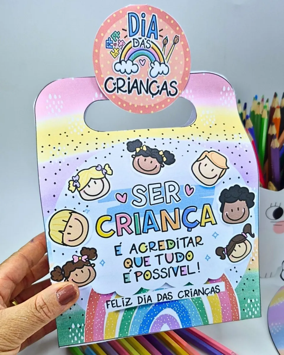 Kit Maleta + Viseira Dia das Crianças – Lembrancinha para Imprimir e Montar — amostra 6: Uma lembrancinha especial para…