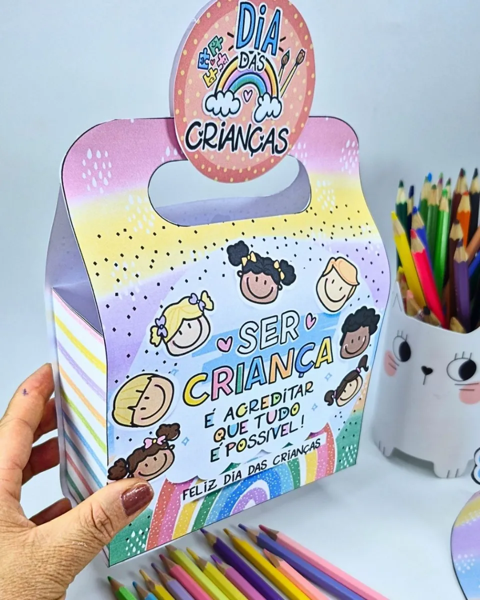 Kit Maleta + Viseira Dia das Crianças – Lembrancinha para Imprimir e Montar — amostra 7: Uma lembrancinha especial para…