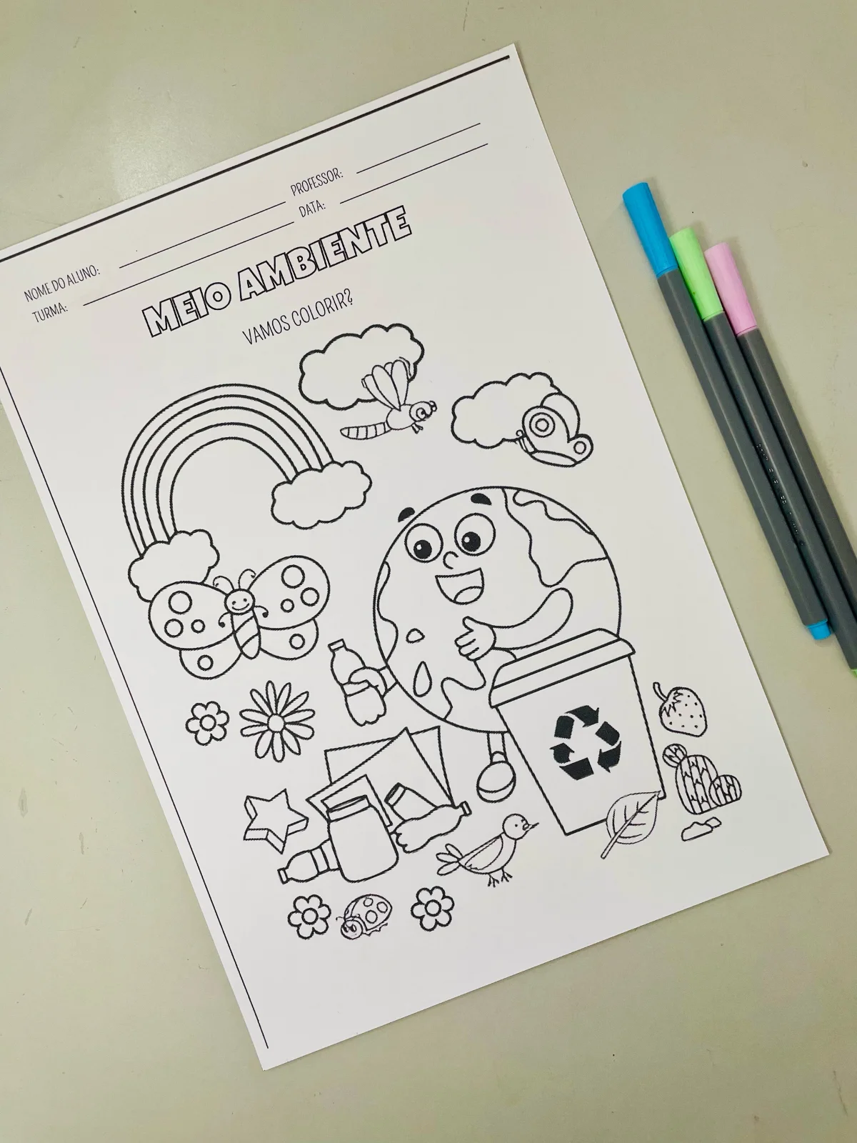 🌿 Kit Meio Ambiente – Aprender a cuidar do planeta começa na — amostra 1: Este kit educativo foi desenvolvido para ensinar…