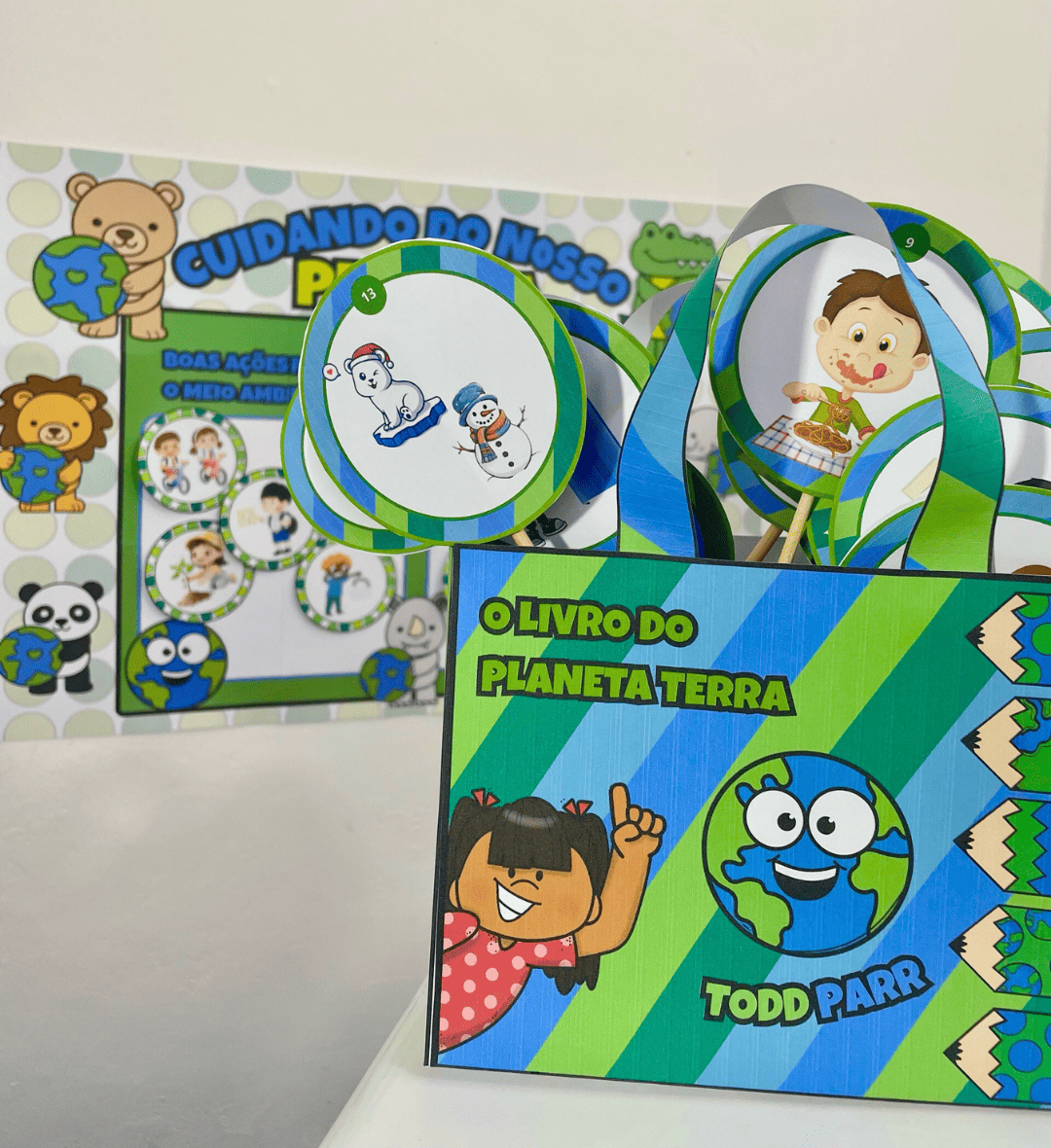 Kit Meio Ambiente: Cuidando do Planeta em PDF — amostra 6: Aborde a preservação ambiental de forma lúdica com painel…
