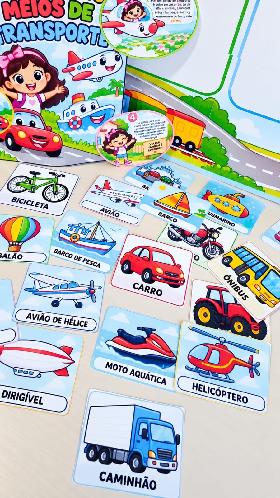 Kit Meios de Transportes para Educação Infantil e Anos Iniciais — amostra 1: Kit pedagógico em PDF com painéis, luva de…