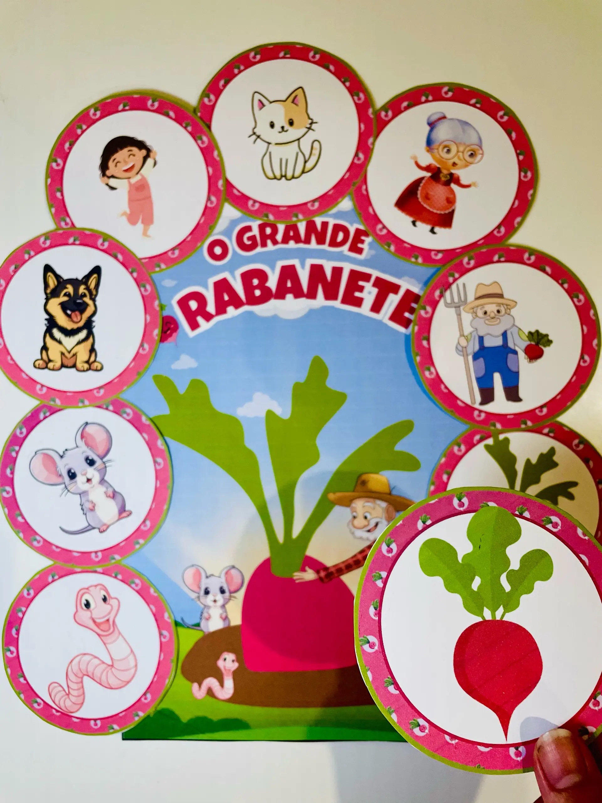 Kit O Grande Rabanete: Luva de História e Atividades — amostra 3: 📦 O que inclui: luva de história com narrativa ilustrada…