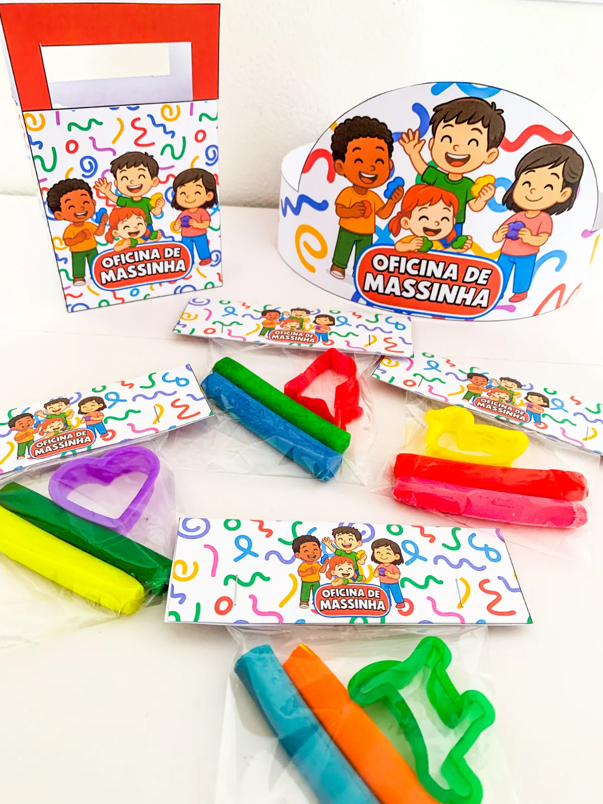 KIT OFICINA DE MASSINHA — diversão garantida na sua colônia de férias! — amostra 2: O Kit Oficina de Massinha estimula a… KIT OFICINA DE MASSINHA — diversão garantida na sua colônia de férias! — amostra 2: O Kit Oficina de Massinha estimula a…