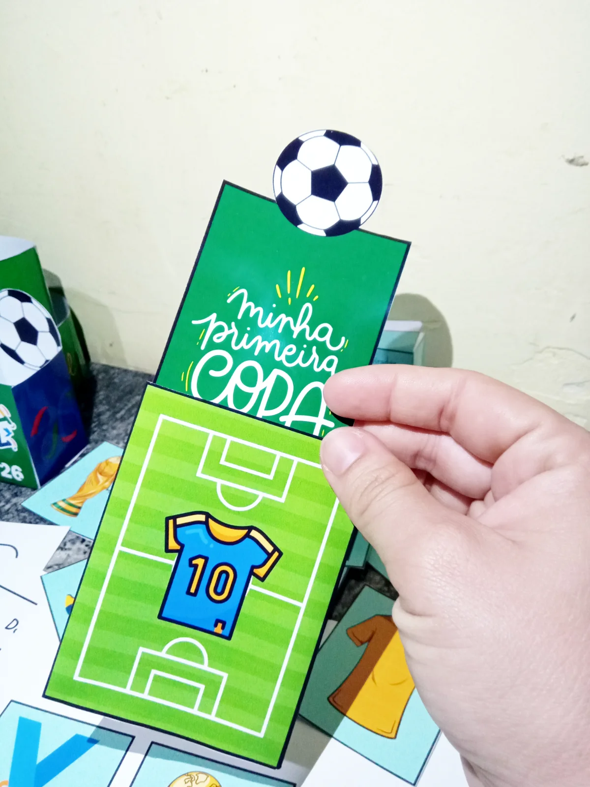 Kit Pedagógico – Minha Primeira Copa 🇧🇷 — amostra 2: Sobre o Kit Pedagógico – Minha Primeira Copa