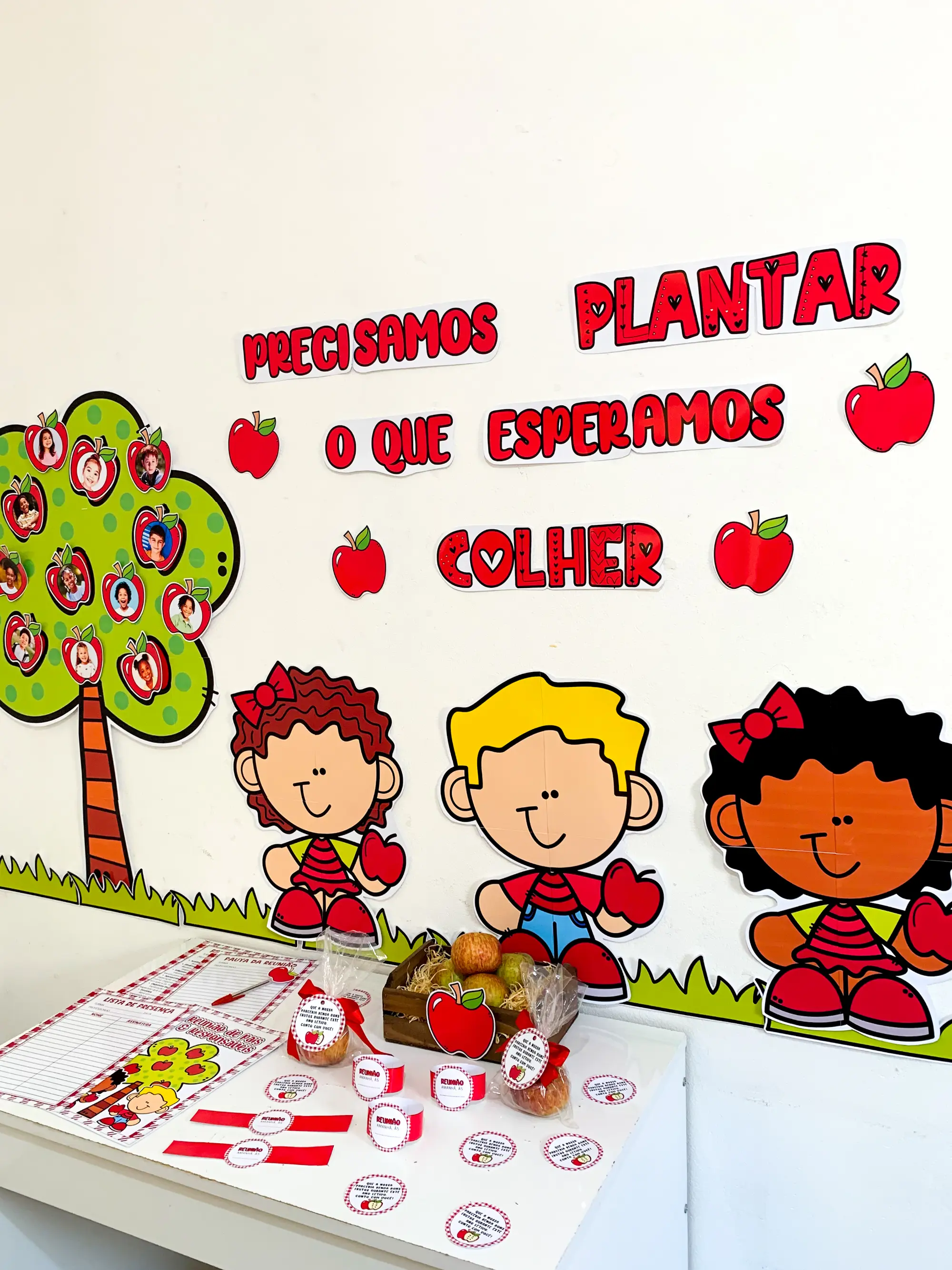 Kit Reunião: Colhendo Frutos – Material Pedagógico — amostra 1: O que vem no material