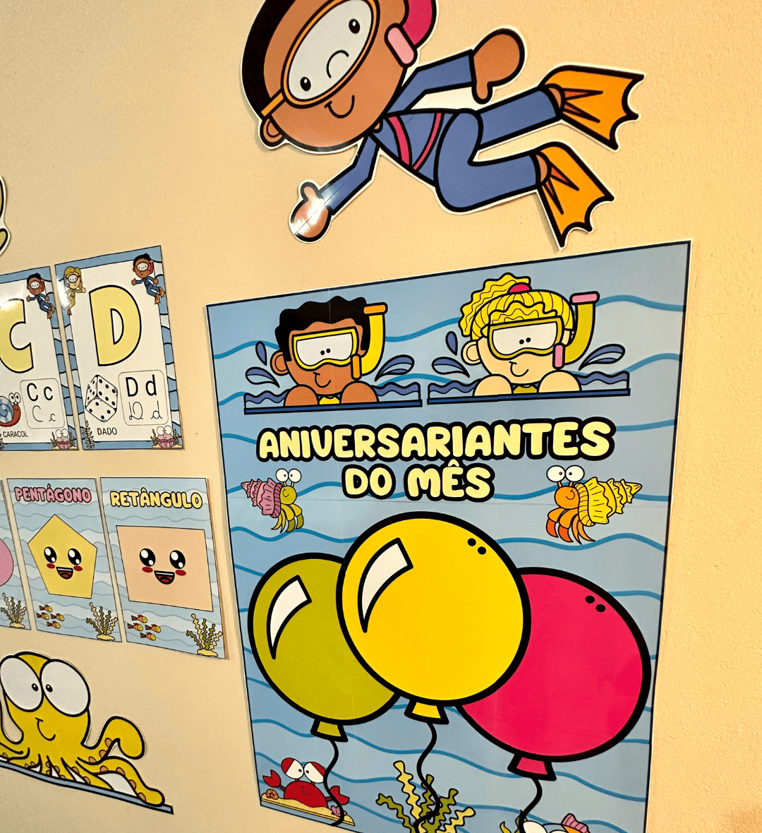 Kit Sala de Aula Fundo do Mar: Decoração e Painéis em PDF — amostra 1: Kit Sala de Aula Fundo do Mar para imprimir