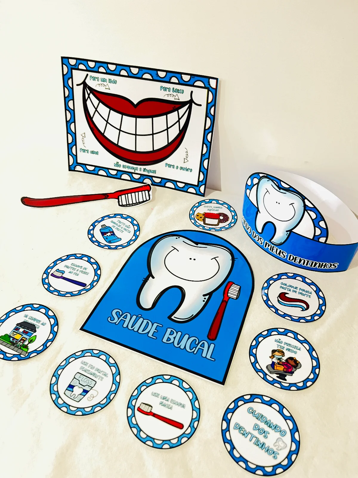 KIT SAÚDE BUCAL – APRENDER A CUIDAR DOS DENTINHOS PODE SER DIVERTIDO! — amostra 1: 💡 O que torna esse material especial?