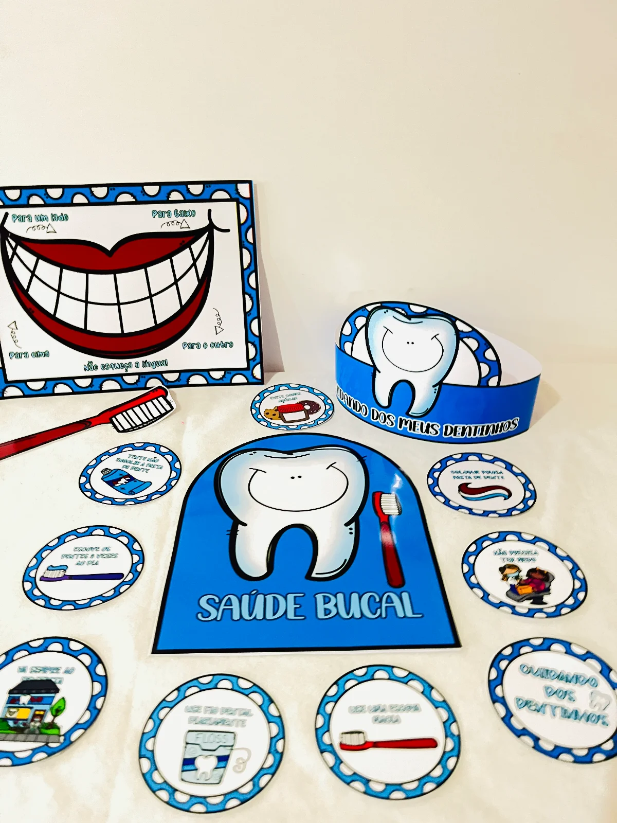 KIT SAÚDE BUCAL – APRENDER A CUIDAR DOS DENTINHOS PODE SER DIVERTIDO! — amostra 2: Ensinar higiene bucal nunca foi tão…