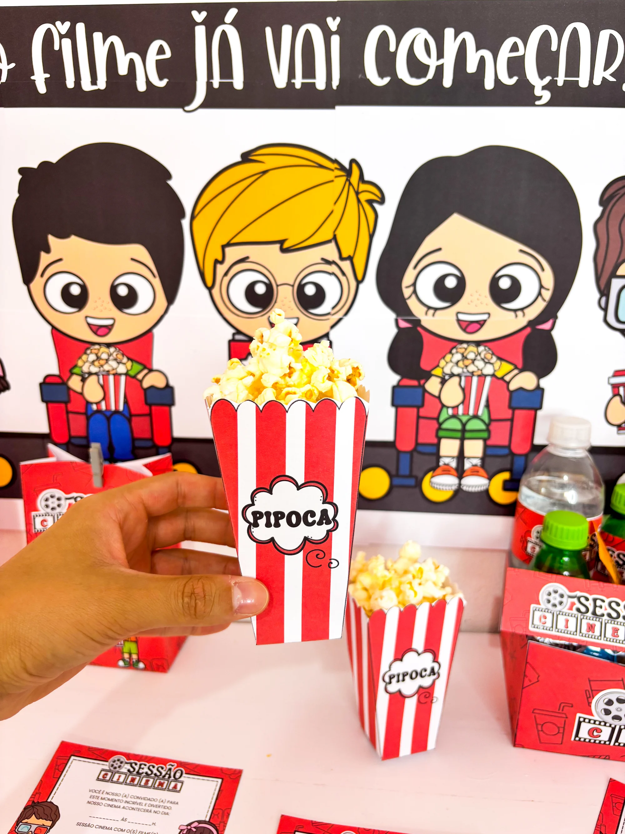 Kit Sessão Cinema em PDF: Painel+Lembrancinhas para Semana da Criança — amostra 6: Kit Sessão Cinema completo em PDF