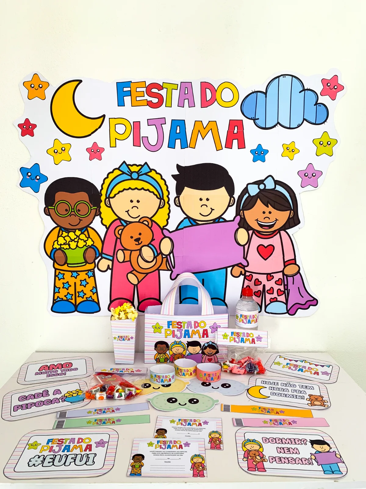 Kit Temático Colônia De Férias - Festa Do Pijama — Alfabetização para Educação Infantil: Essa proposta foi desenvolvida…