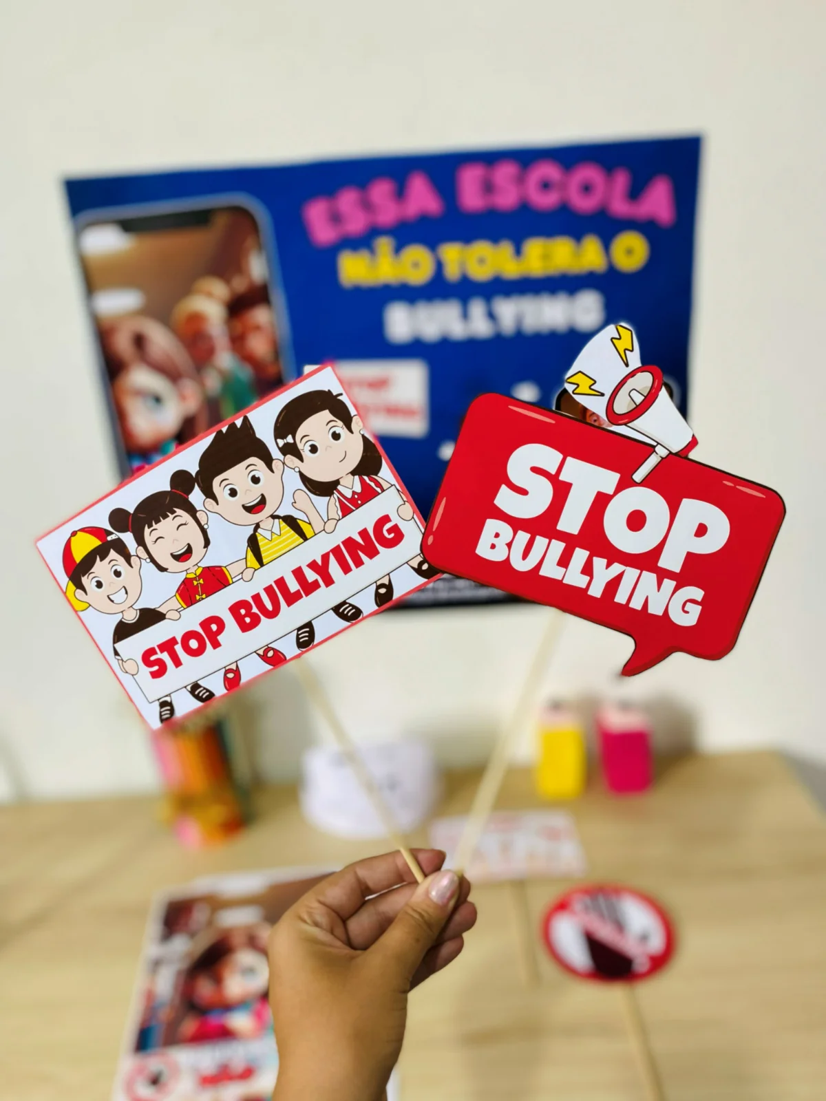 Kit Todos Contra o Bullying – Material Pedagógico — amostra 3: O bullying é um problema sério que afeta milhares de…