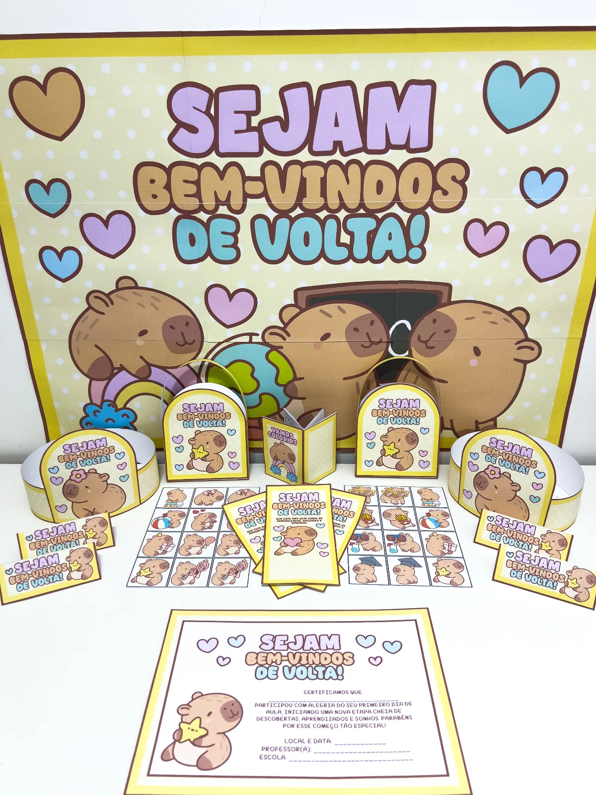Kit Volta às Aulas Capivara Fofa em PDF | Painel, Coroa, Jogos e Lembrancinhas — Datas comemorativas para Educação…