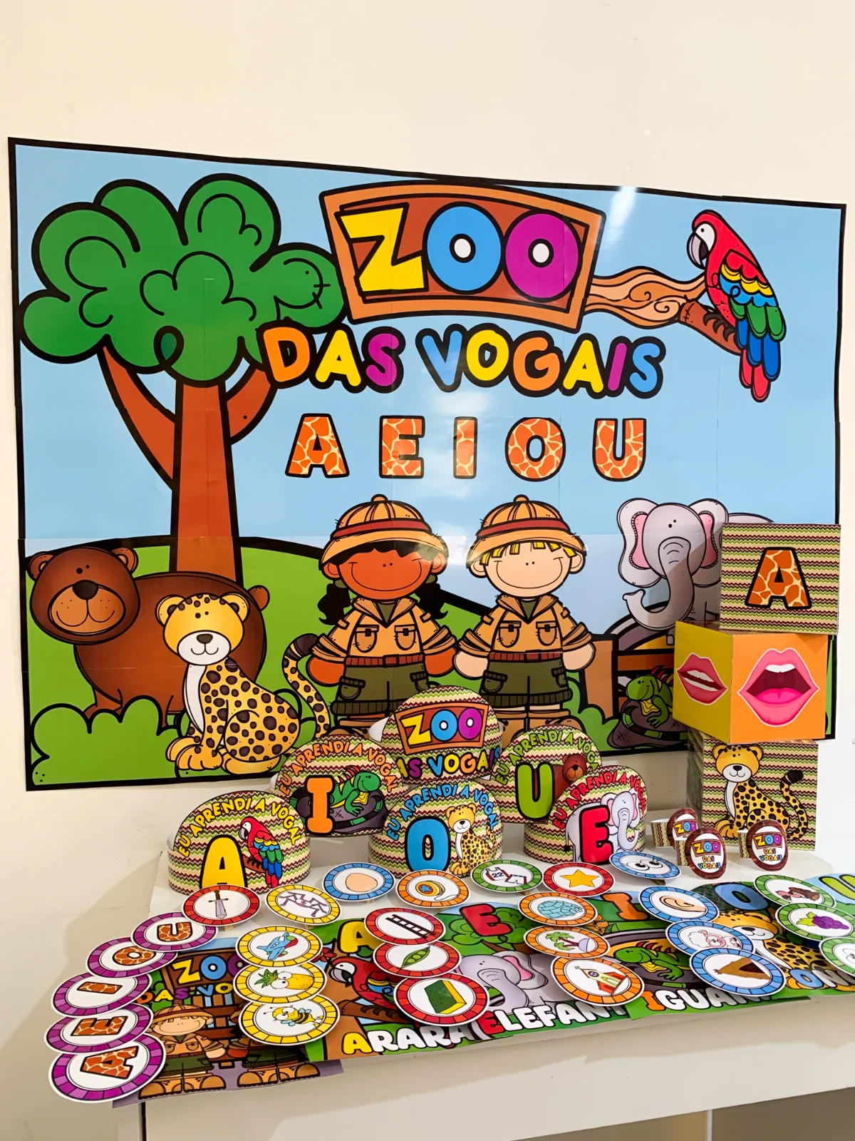 Kit Zoo das Vogais - Kit Completo das Vogais Fônicas — amostra 2: Kit Zoo das Vogais para trabalhar o conteúdo com crianças…