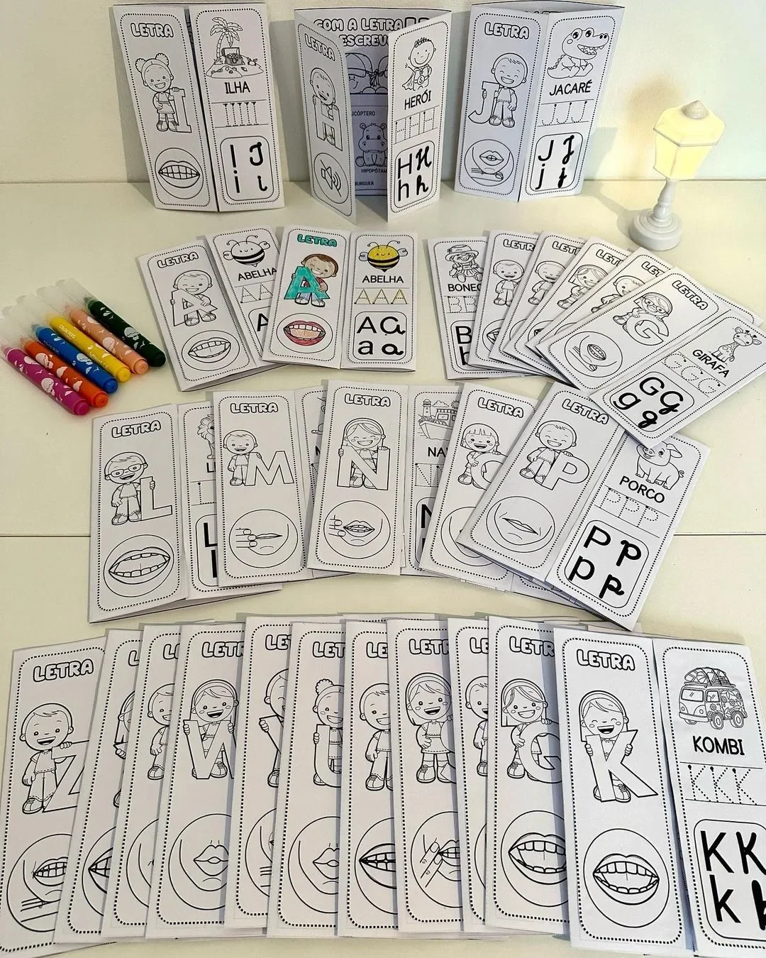 LAPBOOK DO ALFABETO – Material Pedagógico — amostra 4: Arquivo Lapbook do Alfabeto com livrinhos para trabalhar todas as…