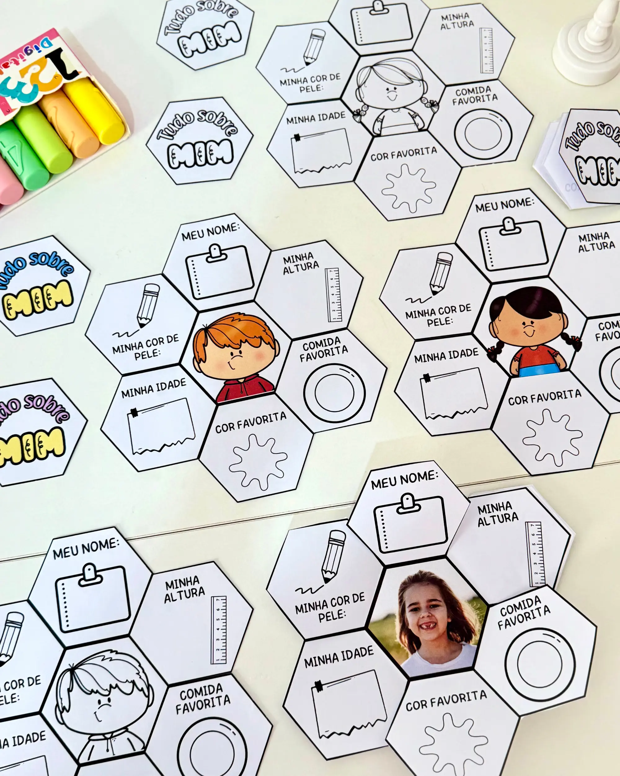 Lapbook Tudo Sobre Mim – Atividade de Identidade para Educação — amostra 4: Formato e entrega