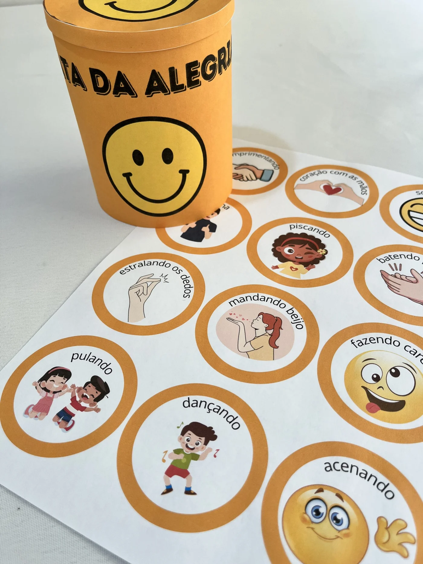 Lata da alegria dinâmica — amostra 1: Lata da Alegria – O Início Perfeito para um Dia Feliz na Escola