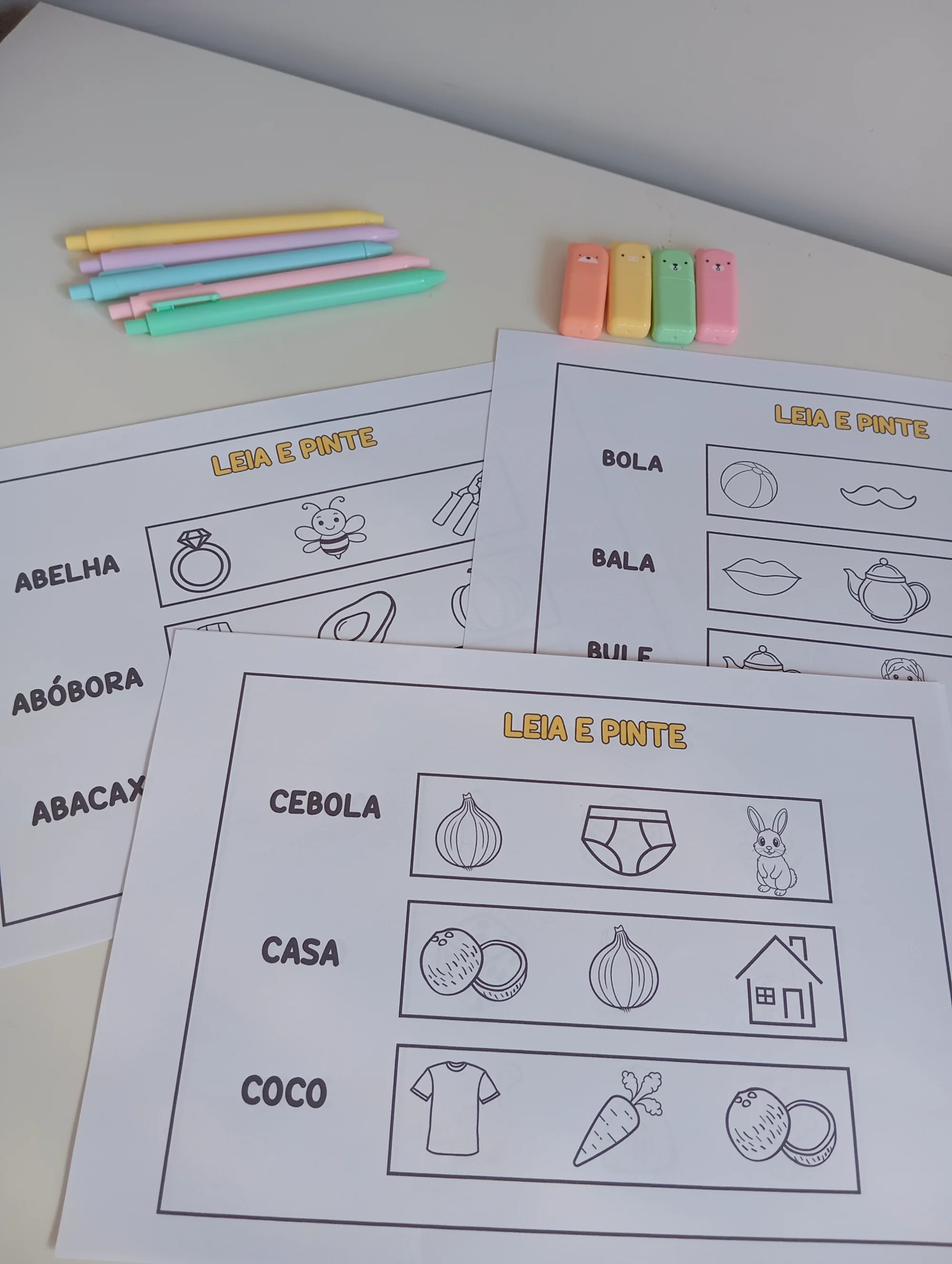 Leia e Pinte: Atividade de Leitura, Interpretação e Pintura Infantil — amostra 1: Estrutura de Cada Folha