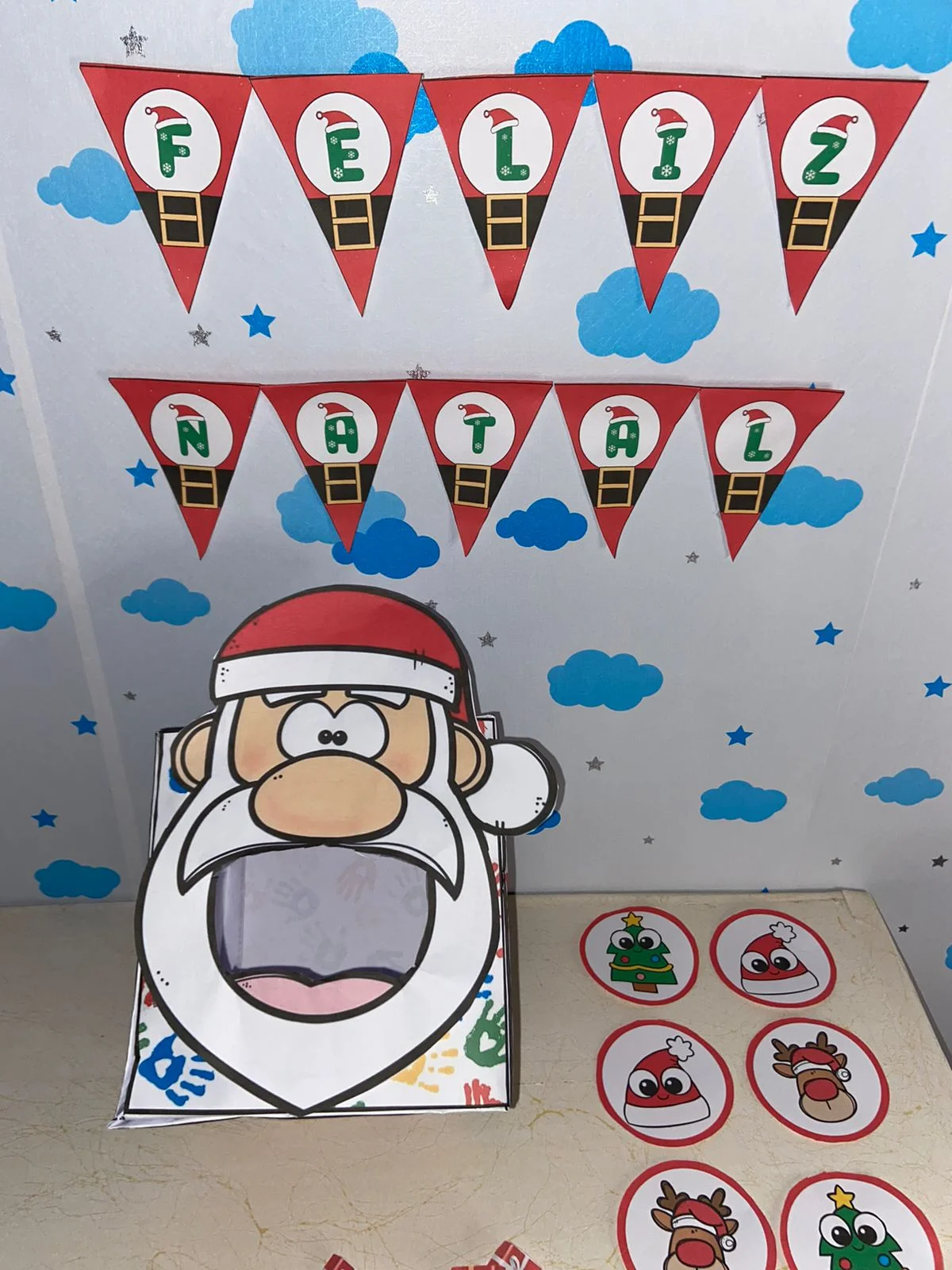 LEITURA COM PAPAI NOEL com Palavras para Alfabetização — amostra 3: Este material educativo é ideal para tornar a leitura…