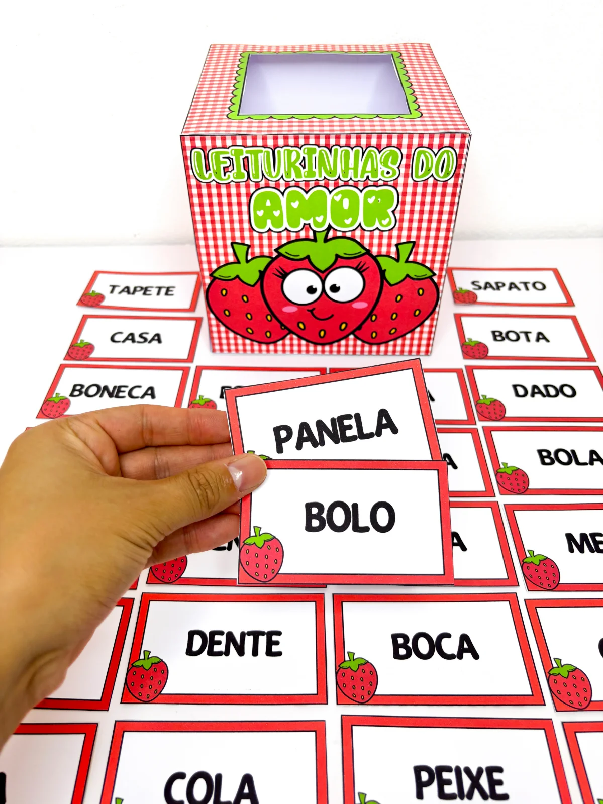 LEITURINHAS DO AMOR - Palavras | Alfabetização — amostra 1: O que vem no material