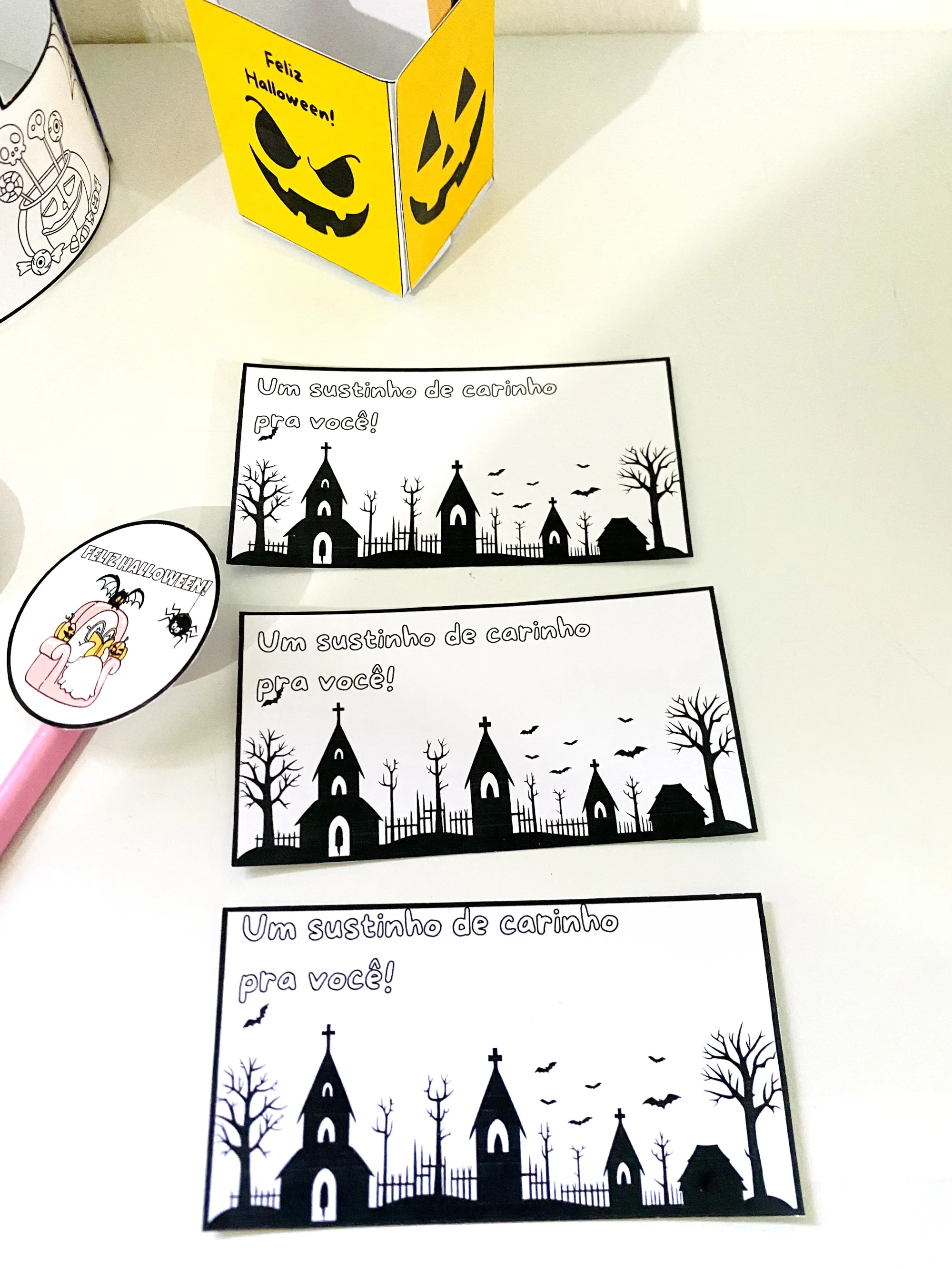 Lembrancinha de Halloween: Kit Criativo e Divertido — amostra 3: Kit Halloween pedagógico com caixinha de abóbora, adesivos…