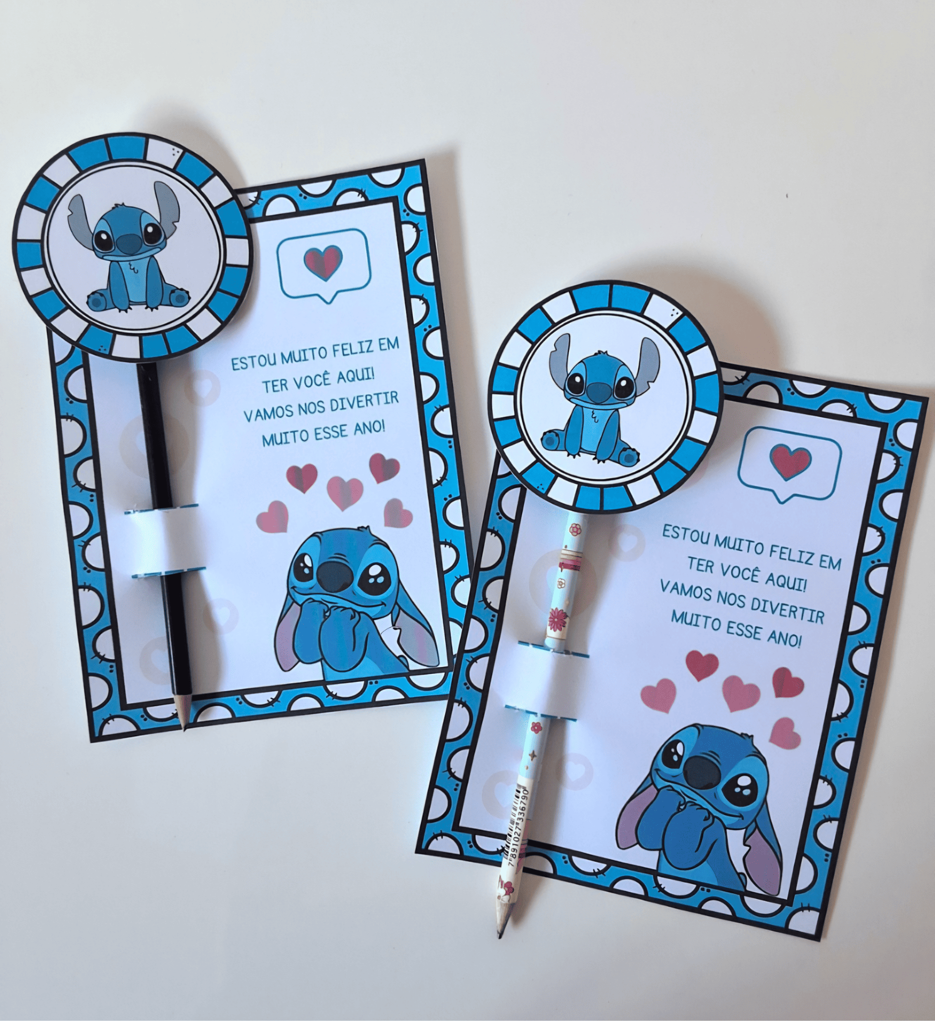 Lembrancinha de volta às aulas Stitch: cartão e ponteira — amostra 5: Receba a turma com uma lembrancinha de volta às aulas…