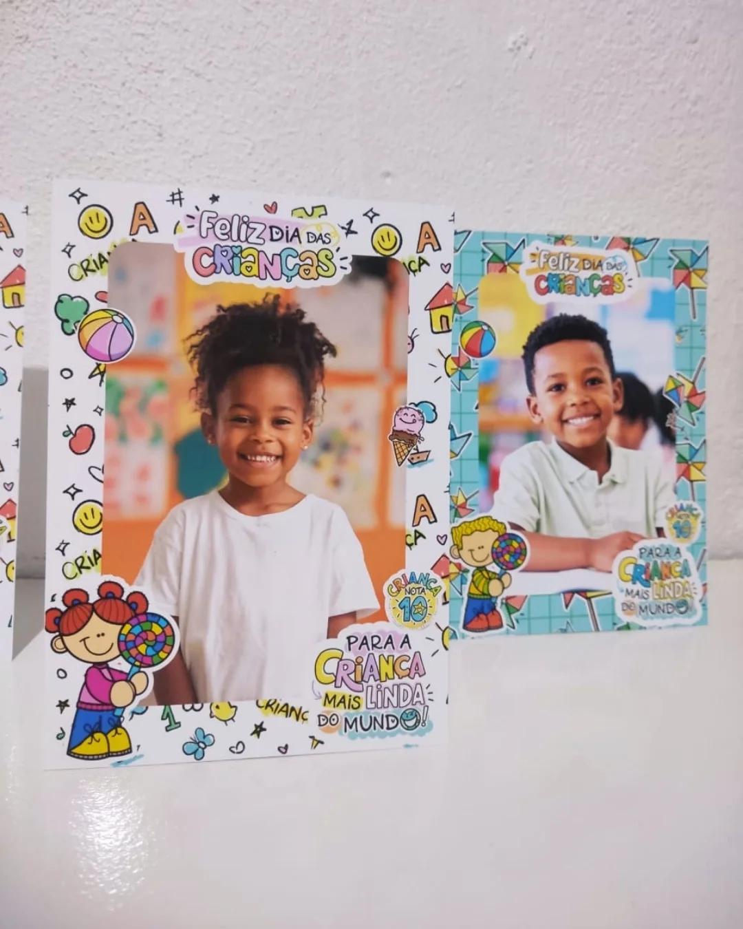 LEMBRANCINHA DIA DAS CRIANÇAS – PORTA-RETRATO — Alfabetização para Educação Infantil: Que tal presentear os pequenos com… LEMBRANCINHA DIA DAS CRIANÇAS – PORTA-RETRATO — Alfabetização para Educação Infantil: Que tal presentear os pequenos com…