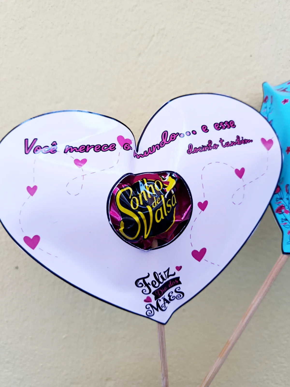 Lembrancinha Dia das Mães – Coração com Bombom 🍫💖 — amostra 5: Lembrancinha Dia das Mães – Coração com Bombom Encante…