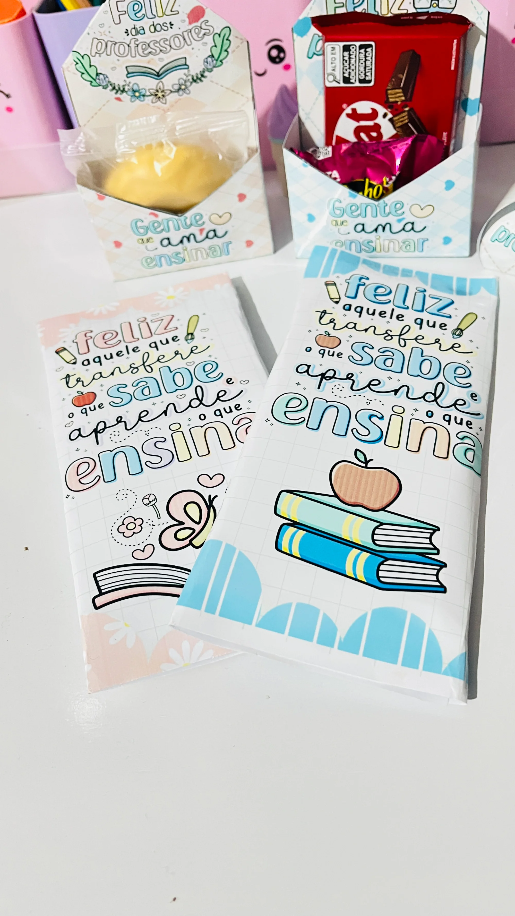 Lembrancinha dia do professores - Homenagem — Alfabetização para Educação Infantil: 🌸Neste Dia dos Professores, celebramos…