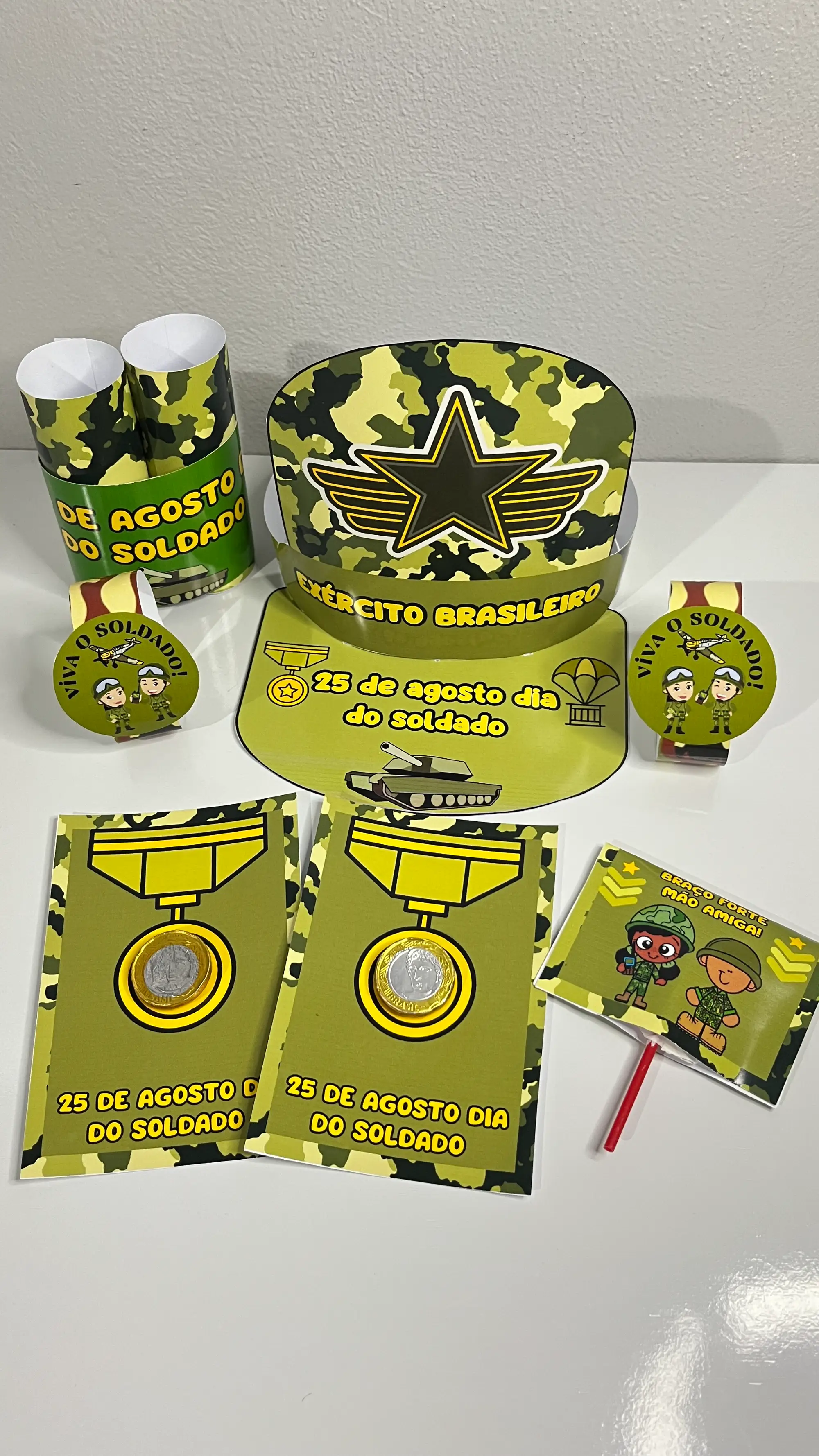 LEMBRANCINHA DIA DO SOLDADO – UM KIT COMPLETO - LUDICA — amostra 6: A Lembrancinha Dia do Soldado reúne diferentes opções…