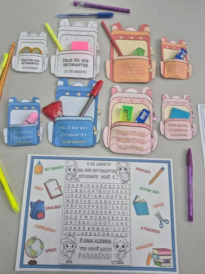 🎒✨ Lembrancinha Dia dos Estudantes ✨📚 Em PDF pronto para imprimir — Jogos pedagógicos para Educação Infantil: Que tal…