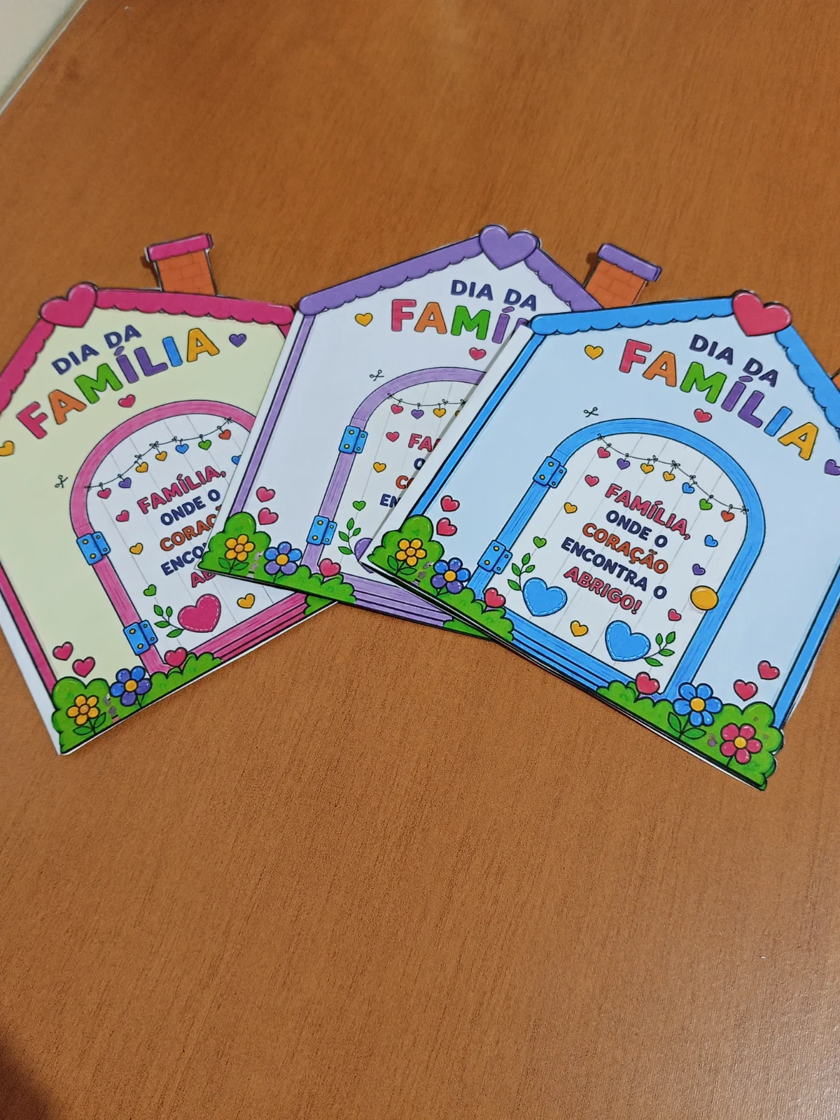 LEMBRANCINHA FAMÍLIA — amostra 5: 🏡💖 DIA DA FAMÍLIA 💖🏡 Uma lembrança linda e cheia de amor para trabalhar o Dia da…