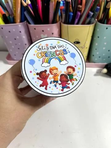 Lembrancinha no Copo para o Dia das Crianças – PDF — amostra 6: Lembrancinha no copo para o Dia das Crianças com seis…