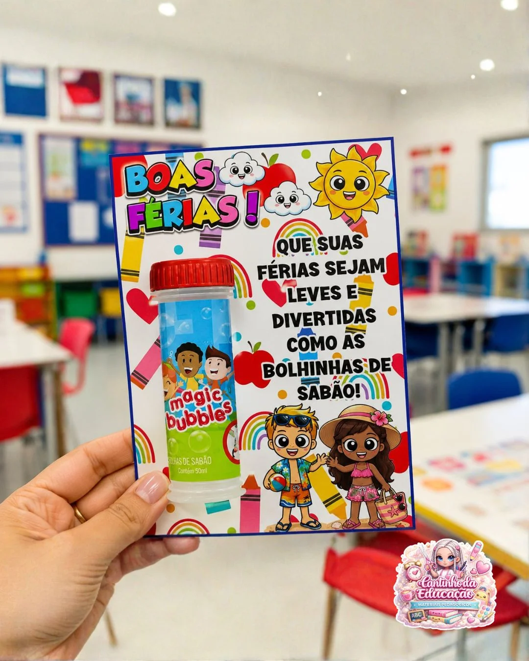 LEMBRANCINHA PARA FÉRIAS - CARTÃO BOAS FÉRIAS — amostra 1: Encante seus alunos com lembrancinhas especiais para celebrar a… LEMBRANCINHA PARA FÉRIAS - CARTÃO BOAS FÉRIAS — amostra 1: Encante seus alunos com lembrancinhas especiais para celebrar a…